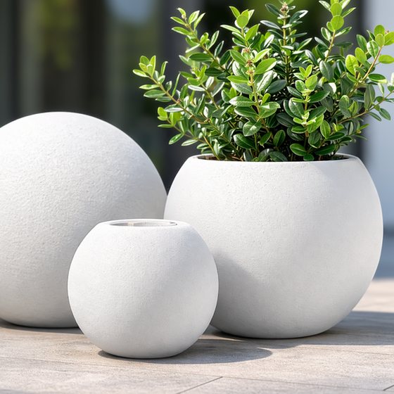 Ballico décor, furniture & saucer in NatureLine finish